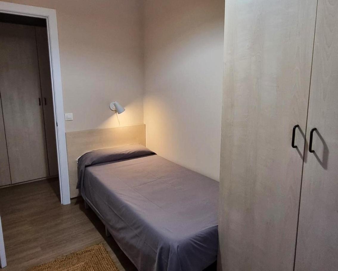 Residencia Universitaria Resa Damia Bonet Valencia Buitenkant foto