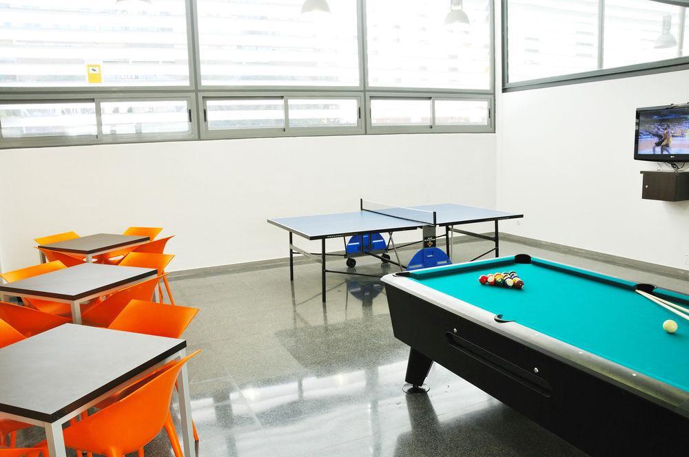 Residencia Universitaria Resa Damia Bonet Valencia Buitenkant foto