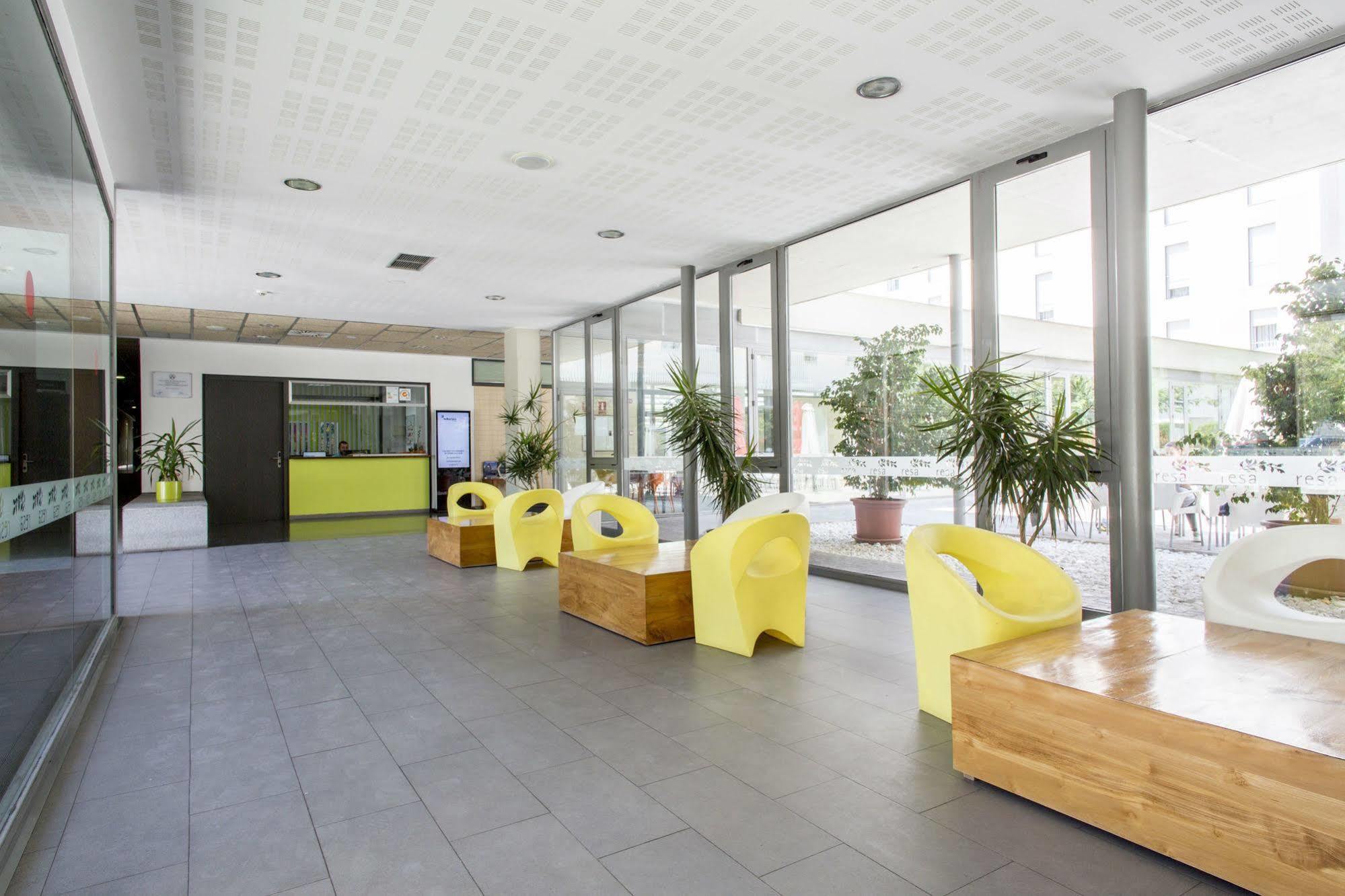 Residencia Universitaria Resa Damia Bonet Valencia Buitenkant foto