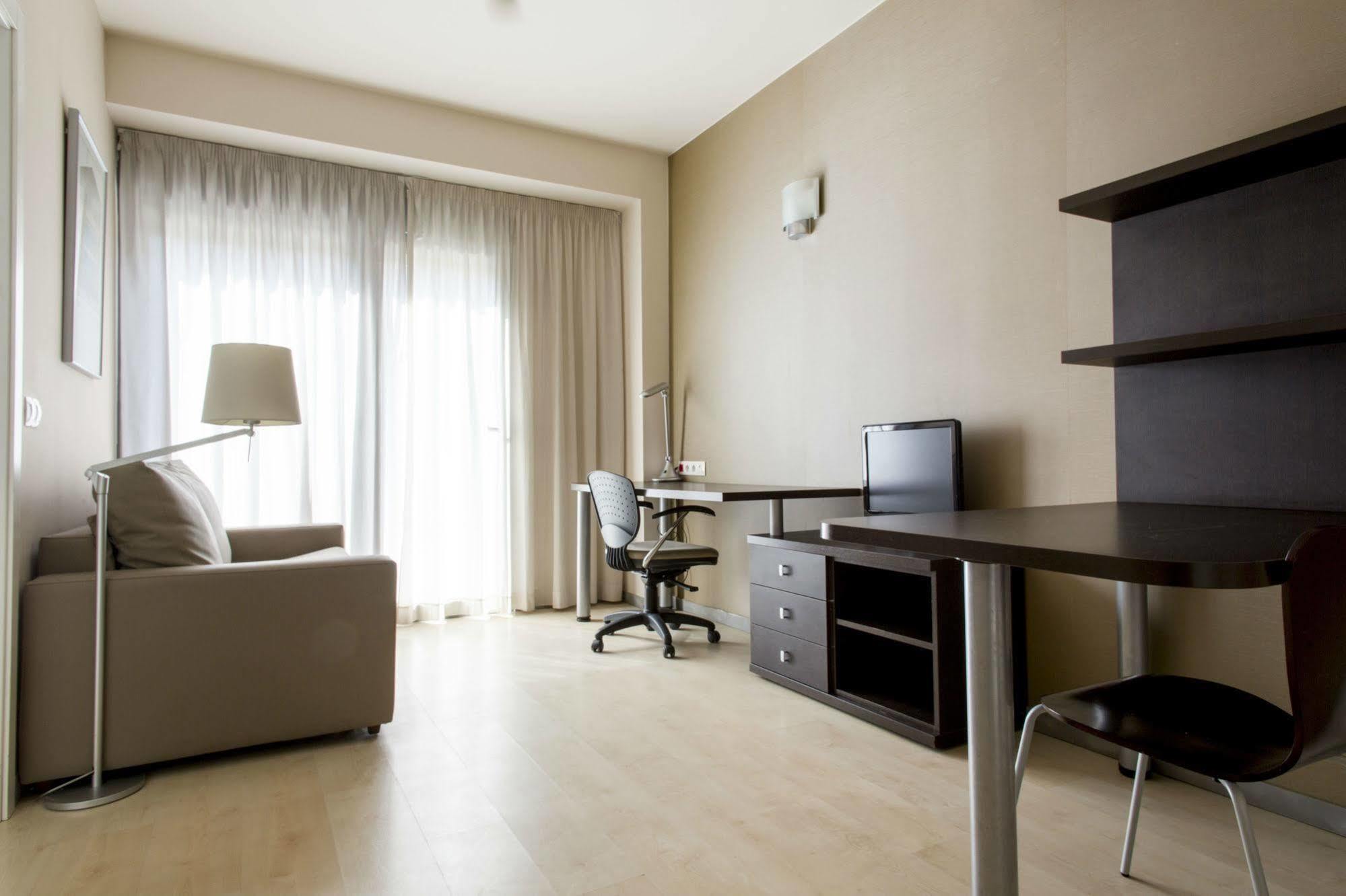 Residencia Universitaria Resa Damia Bonet Valencia Buitenkant foto